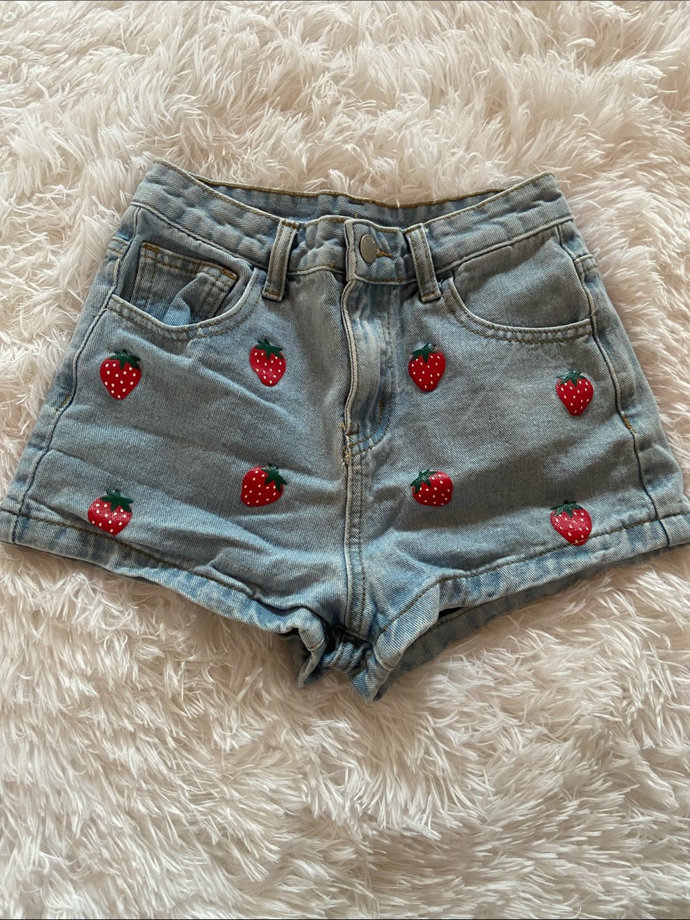 EUC Light Blue Teen Denim Shorts With Strawberries, Size 12/13